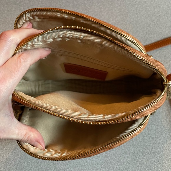 Valentina Brown & Carmel Pebbled Leather Crossbody Bag - Picture 7 of 13